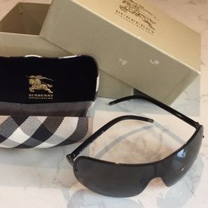 Burberry B3033 Sunglasses